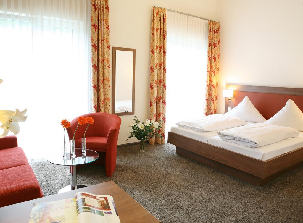 Hotel Donaublick Scheer Exterior photo